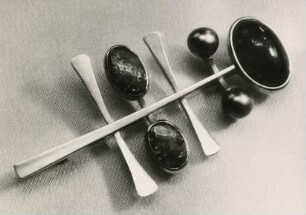 Brosche von Ruth Koblassa