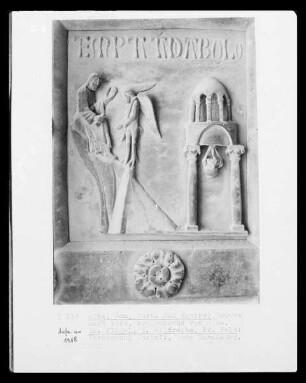 Tür der Porta di San Ranieri / Bronzetür mit Szenen zum neuen Testament — linker Türflügel — 3. Bildreihe, rechtes Feld: Versuchung Christi