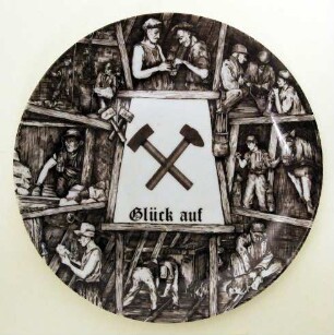Wandteller "Glück auf" mit acht Bergbauszenen