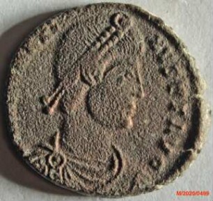 Römische Münze, Nominal Maiorina, Prägeherr Magnus Maximus, Prägeort Arles, Original