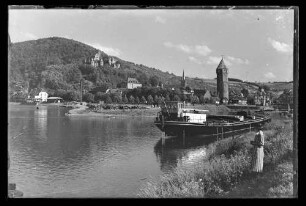 Blick vom Tauberufer auf Mainspitze, Spitzen Turm und Burg
