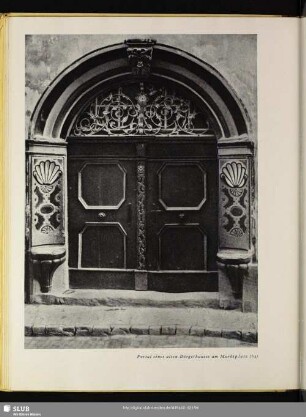 Portal eines alten Bürgerhauses am Marktplatz (64)