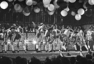Jubiläums- und Prunksitzung der Karnevalsgesellschaft "Blau-Weiß" Durlach 1951 e.V. zum 25jährigen Jubiläum in der Festhalle Durlach