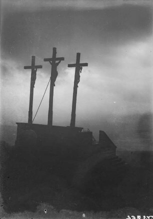 Kloster Kreuzberg, Golgatha-Gruppe : Bischofsheim-Klosterkreuzberg. Kloster Kreuzberg, Kreuzigungsgruppe