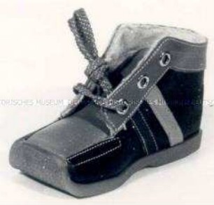 rechter Kleinstkinderstiefel
