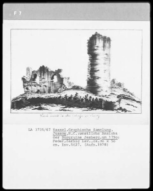 westliche Ansicht der Burgruine Jesberg