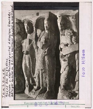 Toulouse: Augustinermuseum, Statuen des Kapitelsaalportals der Daurade, Apostel