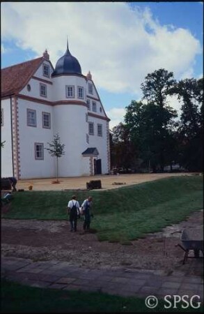 Königs Wusterhausen, Dokumentation zur Wiederherstellung, Nordseite des Schlossgrabens.
