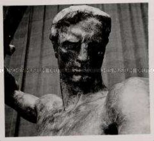 Paris, Bildhauer Professor Arno Breker, Figur "Prometheus" (Kopf)