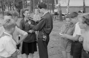 Pionierrepublik "Ernst Thälmann" in Wuhlheide : Pioniere im Zeltlager