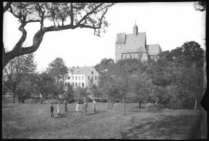 Burkhardswalde. Kirche und Schule