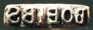 Rechteckiger Stempel mit lateinischer Inschrift: BOE . BS