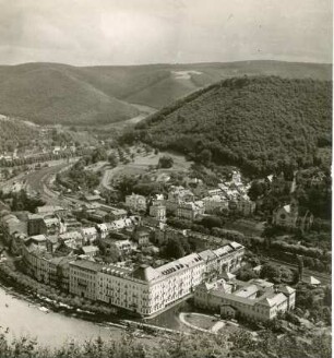 Bad Ems. Stadtansicht stromauf. Blick von der Bismarckpromenade