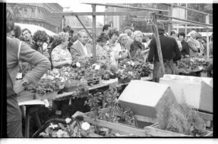 Kleinbildnegative: Blumenmarkt, John-F.-Kennedy-Platz, 1978
