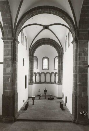 Innenraum, Wechselburg
