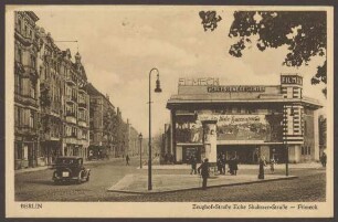 Ansichtskarte „Zeughof-Straße Ecke Skalitzer-Straße – Filmeck“