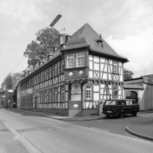 Eltville, Rheingauer Straße 33