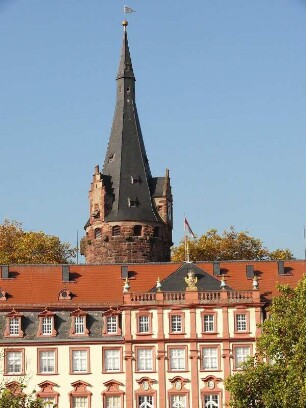 Detailansicht Schloss Erbach/Odenwald mit Bergfried