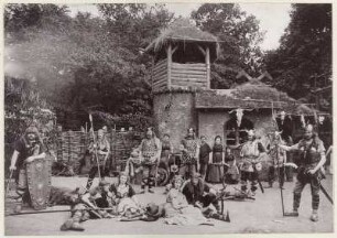 Deutsche Bauausstellung Dresden 1900: römischer Grenzwall, römisches Kastell als Ruine und germanische Ansiedlung : Dresden, Stübelallee, 7792 römischer Grenzwall im Vergnügungseck sowie 7793 römisches Kastell als Ruine und 7794 germanische Ansiedlung