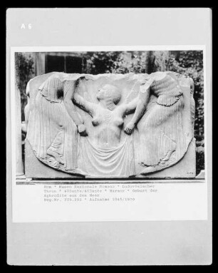 Ludovisischer Thron — Geburt der Aphrodite aus dem Meer