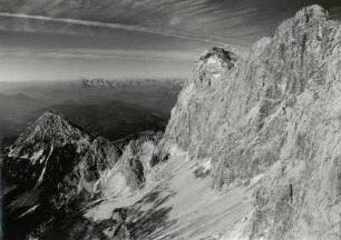 Blick von der Bergstation des Dachsteins über das Raueck zum Hochkönig