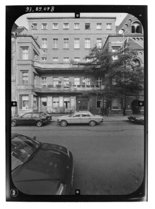 Berlin-Mitte, Oranienburger Straße 91. Wohnhaus. Straßenfront