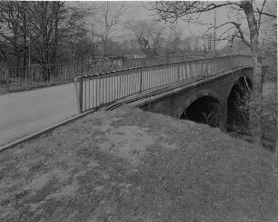 Freiberg (Sachsen), Brückenstraße, Straßenbrücke über Eisenbahngleise