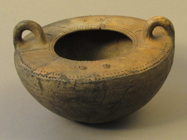 Clay vessel