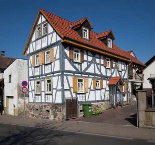 Fernwald, Hausener Straße 18