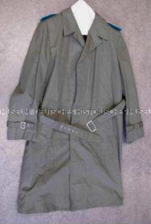 Uniform eines Stabsoffiziers der NVA - Sommermantel