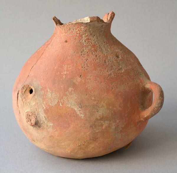 Clay vessel