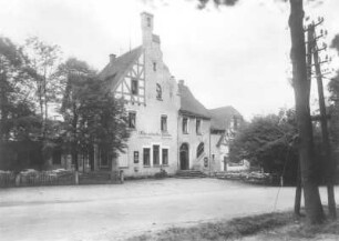 Ullersdorf, Nr. 54. Gasthaus Ullersdorfer Mühle (genannt Todmühle). 1903. Straßenansicht