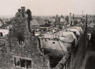 Zerstörungen Zweiter Weltkrieg. Hardtstraße 1, Herbert-Norkus-Schule/Hardtschule