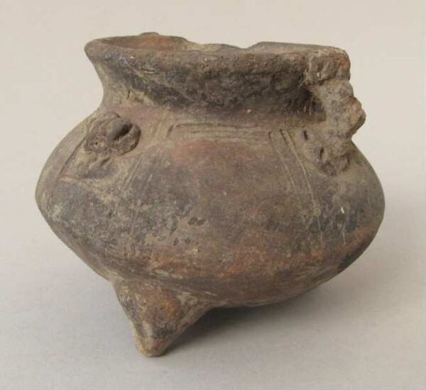 Clay vessel