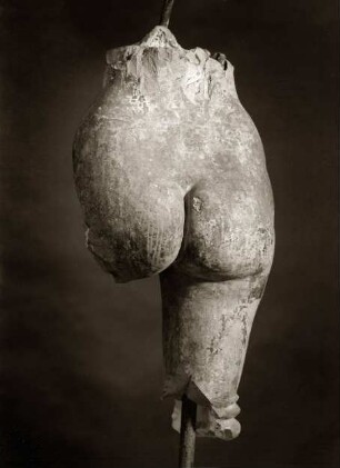Kniende (Fragment)