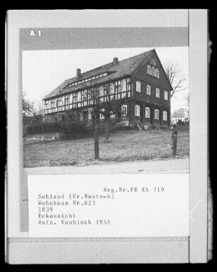 Sohland an der Spree. Wohnhaus Nummer 623 (bezeichnet 1839). Eckanicht