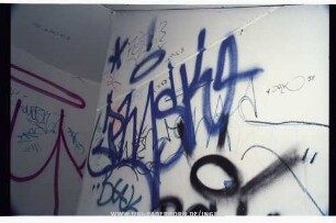 PhASK | Rets! | KAZE | *DRK 98 | Facers | CAS | TNB