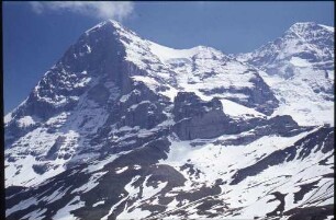 Eiger und Mönch bei Sonnenschein