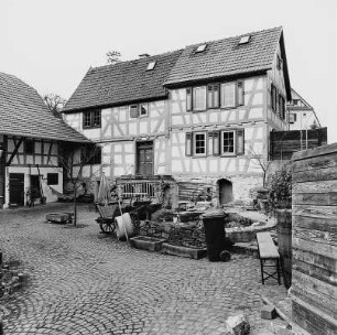 Waldems, Camberger Straße 9