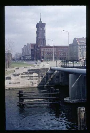 Rathaus 31.3.72.