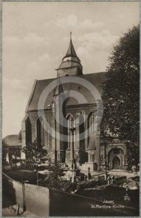 Langhaus der katholischen St. Martinskirche in Jauer von SO
