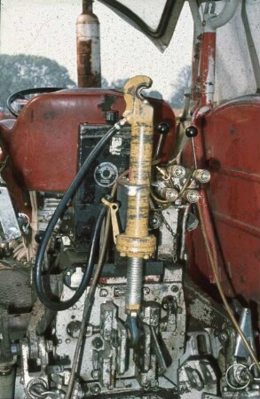 Hydraulischer Oberlenker