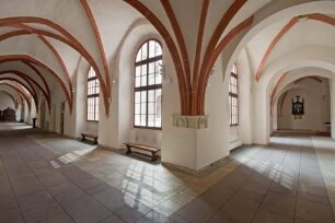 Ehemalige Klosteranlage der Ritter vom Heiligen Grab zu Jerusalem, Mechau, Polen