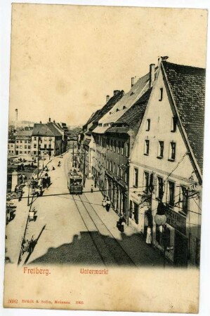 Freiberg. Untermarkt mit Straßenbahn