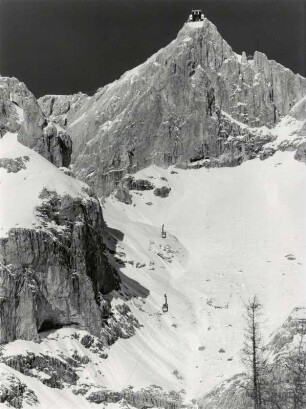 Die Dachsteinsüdwand mit dem Dirndl, 2832m, Steiermak