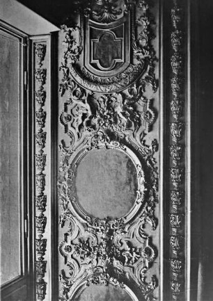 Innendekoration des Brandenburg- oder Rote-Adler-Kammer, Raum 795 — Relief