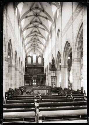 Amanduskirche; Innenraum nach Westen