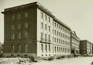 Dresden. Gutzkowstraße. Hochschule für Verkehrswesen "Friedrich List"