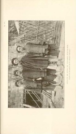 Groupe de Nuns du village d'Hoai-Son
