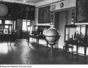 Berlin. Raum mit astronomischen Anschauungsmitteln